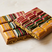 Load image into Gallery viewer, MO Dubai Chocolate
